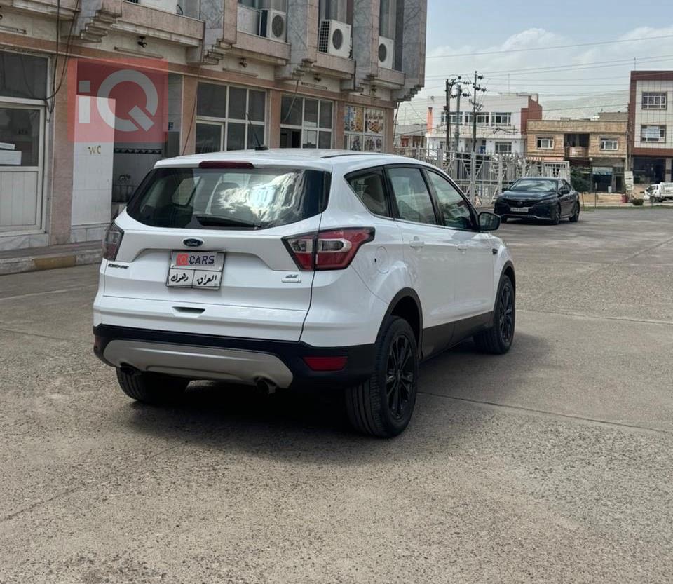 فورد إسكيب